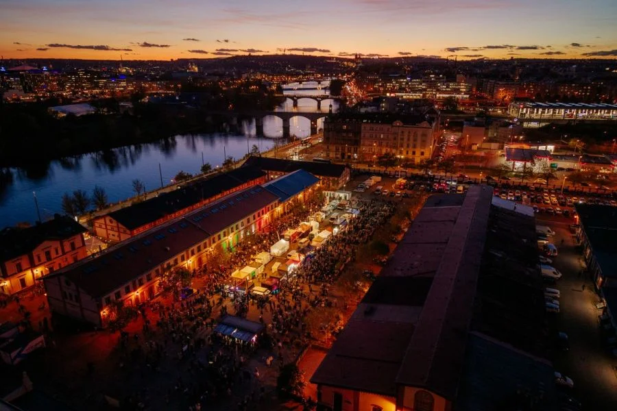 Photo: Holešovická tržnice
