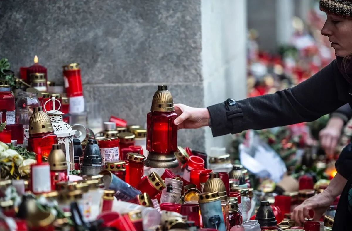 A Year Later: Silent Tribute to the Victims of the Charles University Shooting