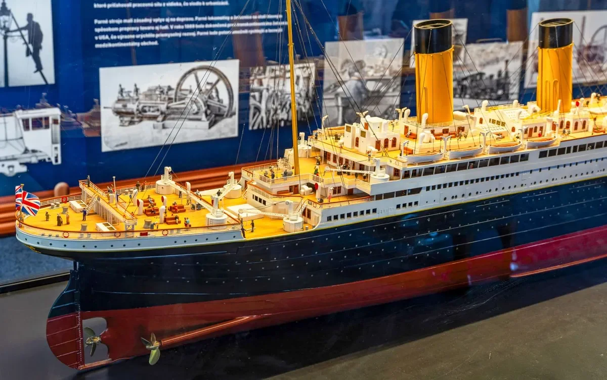 All aboard! Titanic Exhibition Drops Anchor in Prague