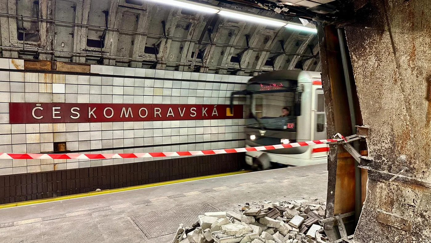 Weekend Partial Closure of Prague Metro Line B: Track Works at Českomoravská Station