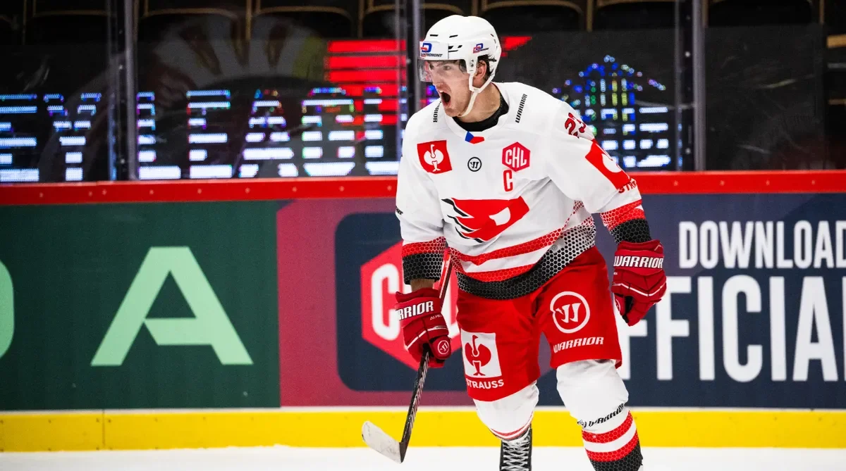CHL 2024/25 Season Opens with a Bang: Pardubice Sweeps Past Fehérvár