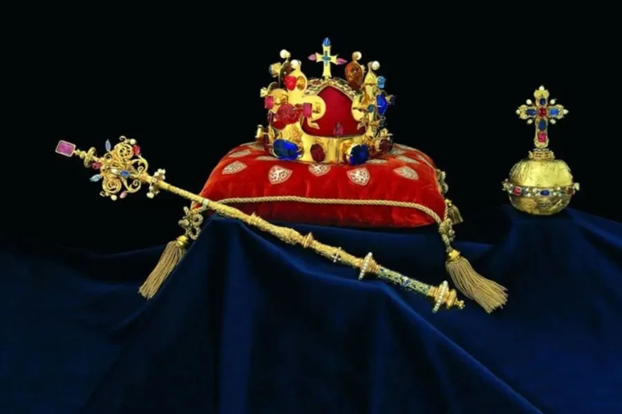 Bohemian Crown Jewels Return to the Crown Chamber of St Vitus Cathedral in Prague