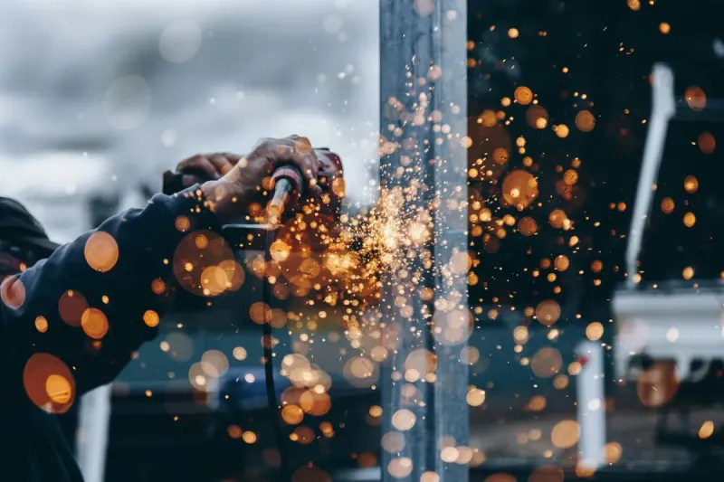 Czech Economy Growth in 2024 Driven by Consumption, While Industry Weakens