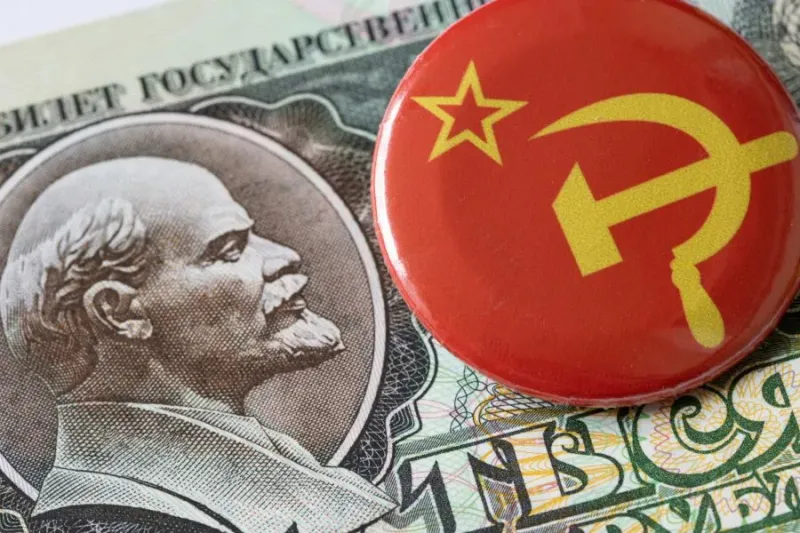 Czech Historians Urge Stronger Measures Against Communist Regime Glorification
