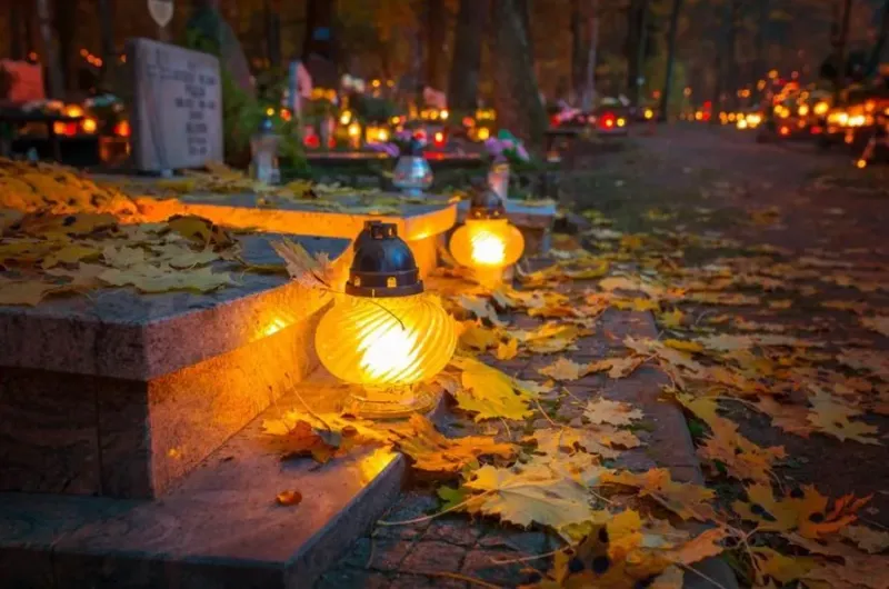 Dušičky: All Souls’ Day in the Czech Republic – A Day of Remembrance