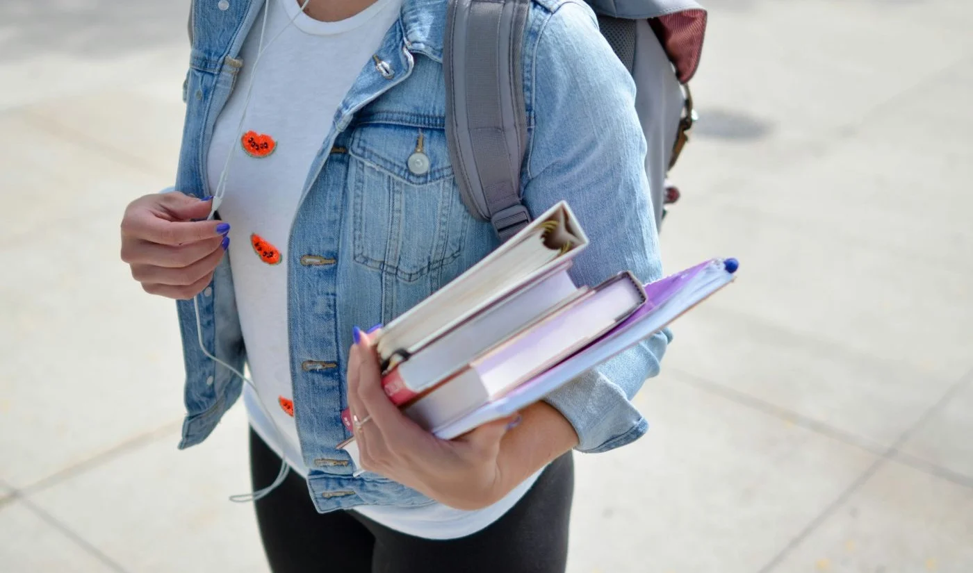 More Students at Universities in the Czech Republic: Number Rises Above 330,000