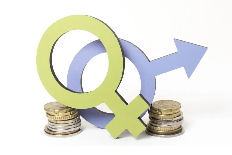 Gender Pay Gap in Czech Republic:  Women Earn Around 18% Less Than Men