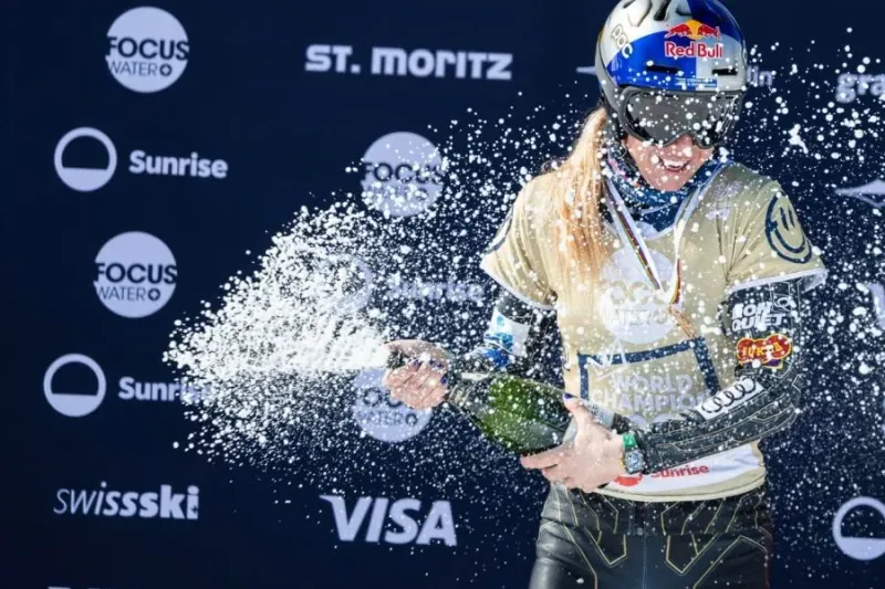 Ester Ledecká makes history: double World Championship medals in one season