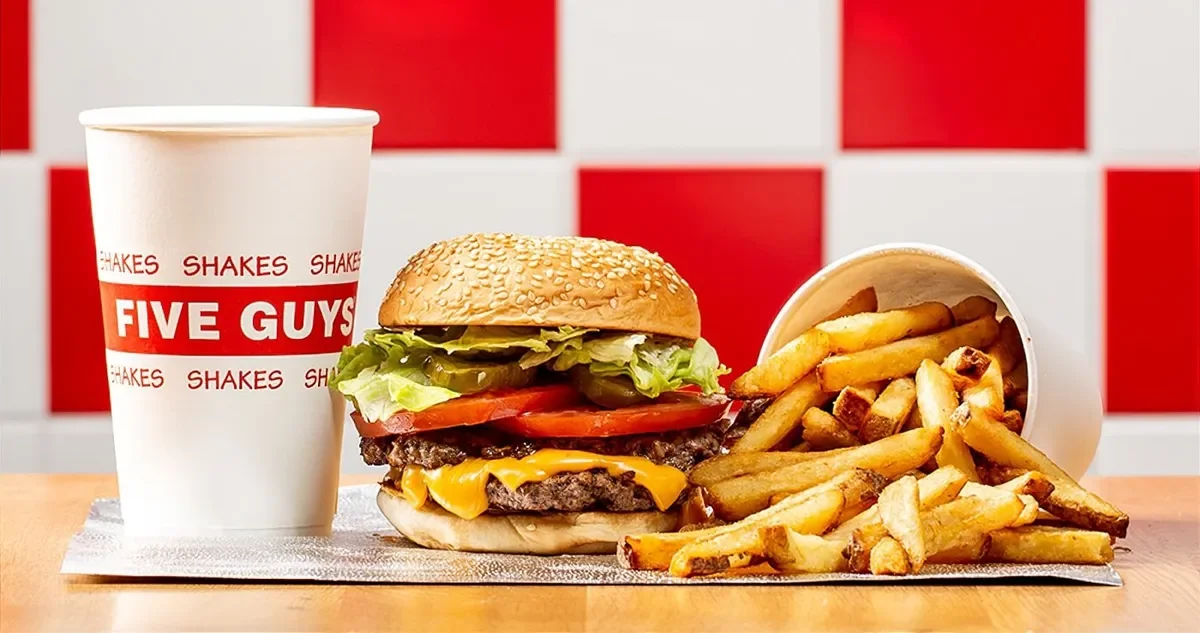 First in the Czech Republic: Five Guys Opens Monday at Shopping Centre Máj in Prague