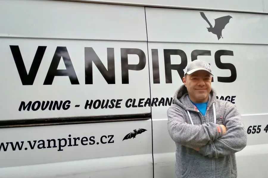 From Packing to Handyman Support: Vanpires Moving Service Prague