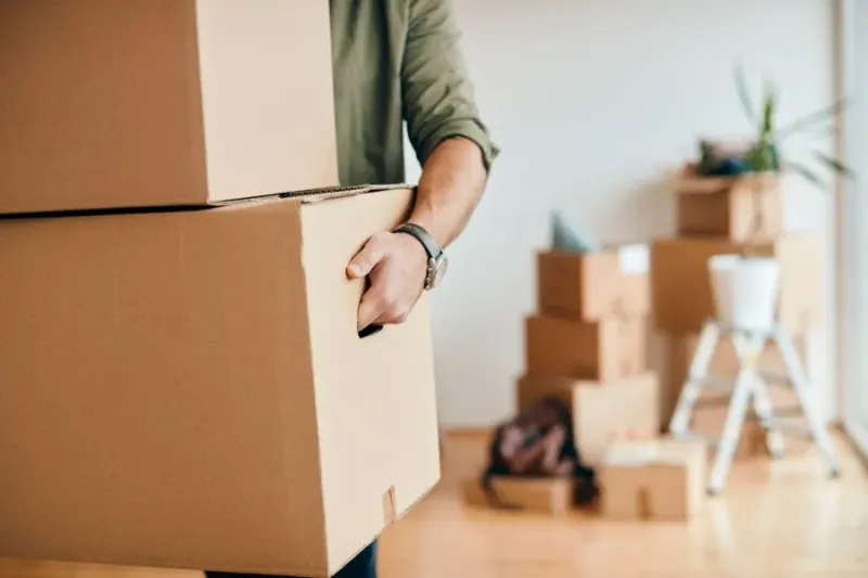 From Prague to Beyond: How Vanpires Takes the Stress Out of Moving – Even Across Borders