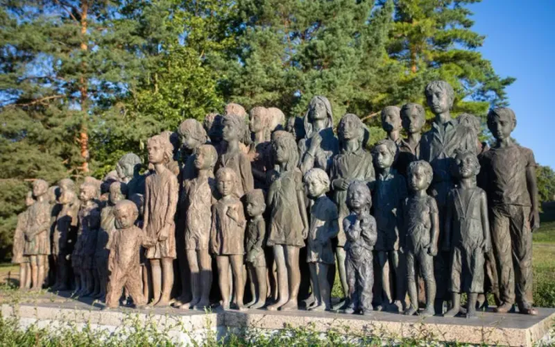 Generous Donation: American Bequeaths CZK 4 Million to the Lidice Memorial