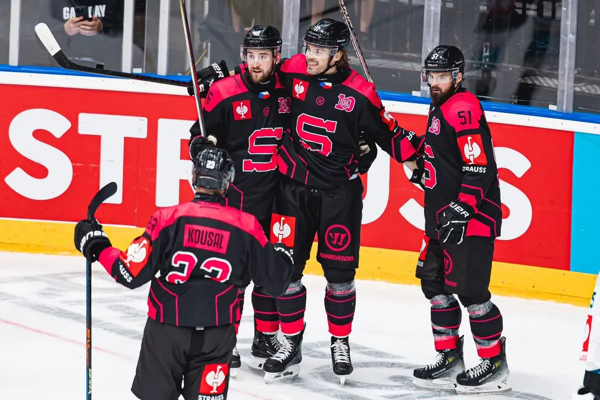 HC Sparta Prague Secures First Win of the 2024/25 CHL Season Against Fehérvár