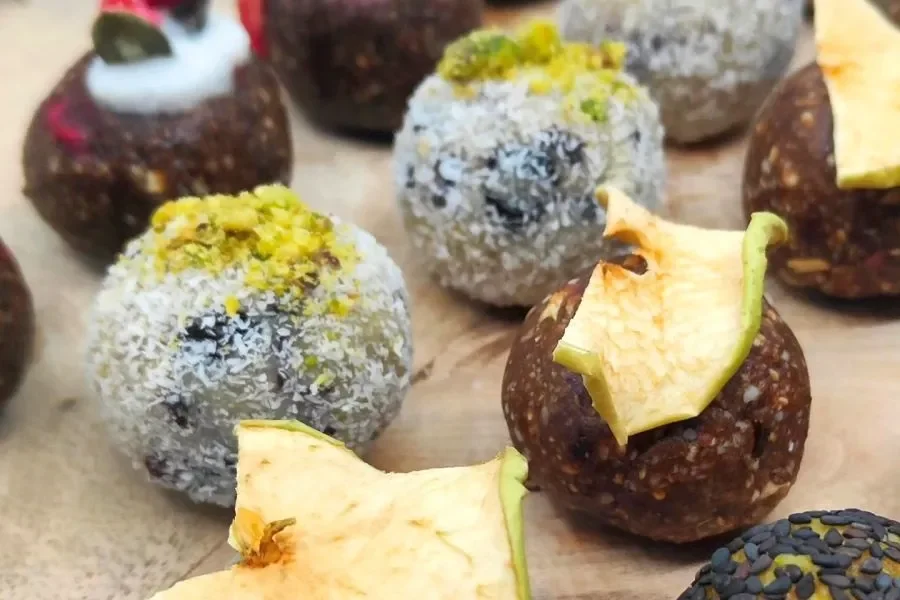 Healthy Christmas Treats: Len’s Delights Festive Snacks