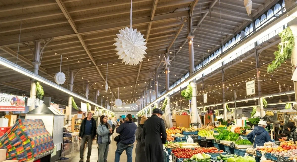 Holešovická Tržnice Prague: Hala 22 to Undergo Renovation – Traders to Move Temporarily to Hall 13