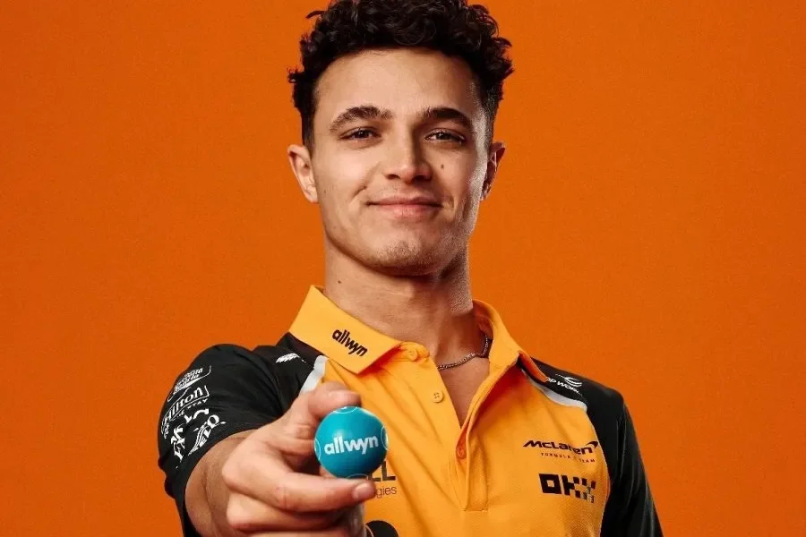 Karel Komárek’s Allwyn Entertainment Group Becomes a Partner of the McLaren F1 Team