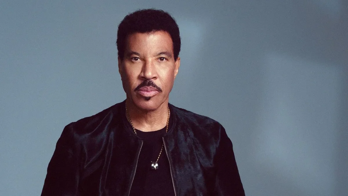 Lionel Richie Brings ‘Say Hello to the Hits’ Tour 2025 to Prague!