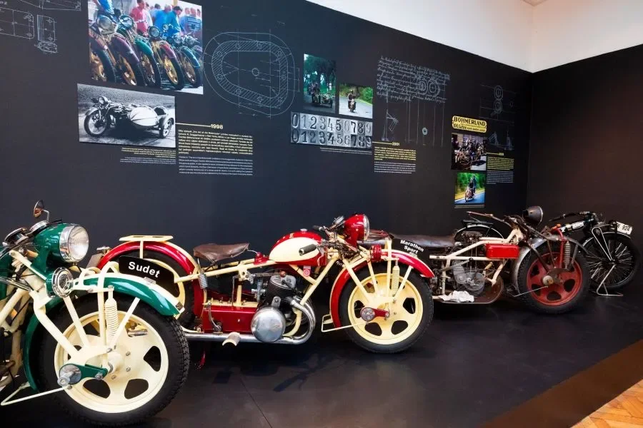 Národní technické muzeum: Böhmerland or Čechie – The Longest Motorcycle in the World