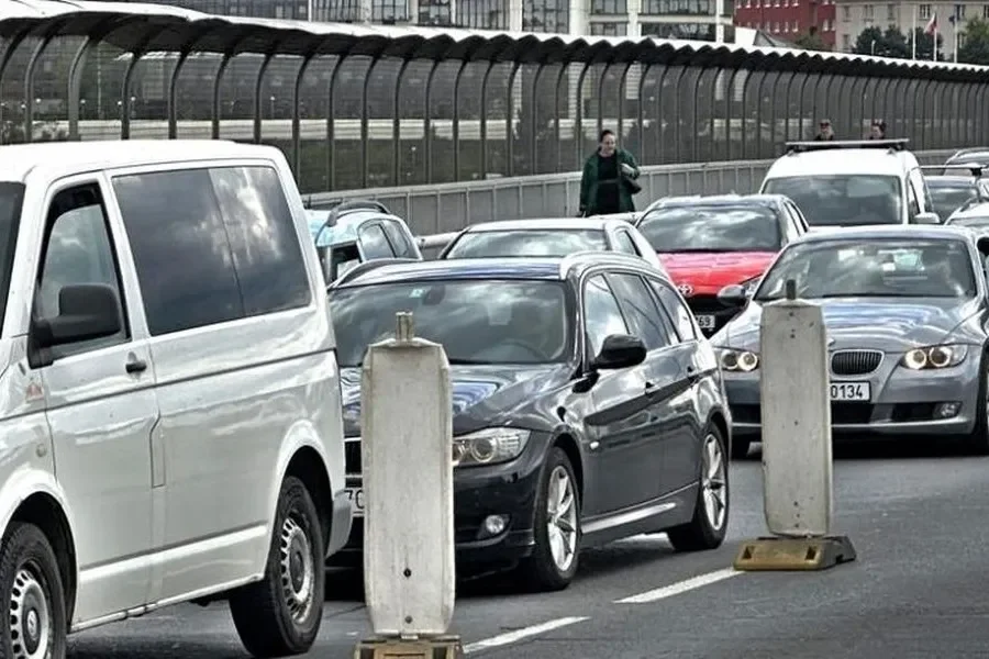 November Traffic Gridlock Hits Prague Again – City Unveils Action Plan