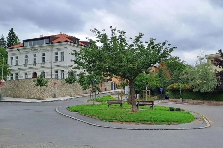 Prague 5 Plans “Karel Gott Square” Near Former Villa