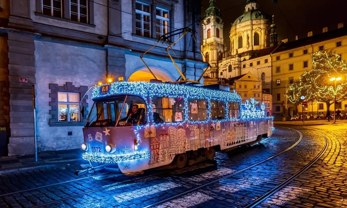Prague Christmas Fleet Sets Off on Saturday – Passengers Can Fulfil the Wishes of Children from Care Homes