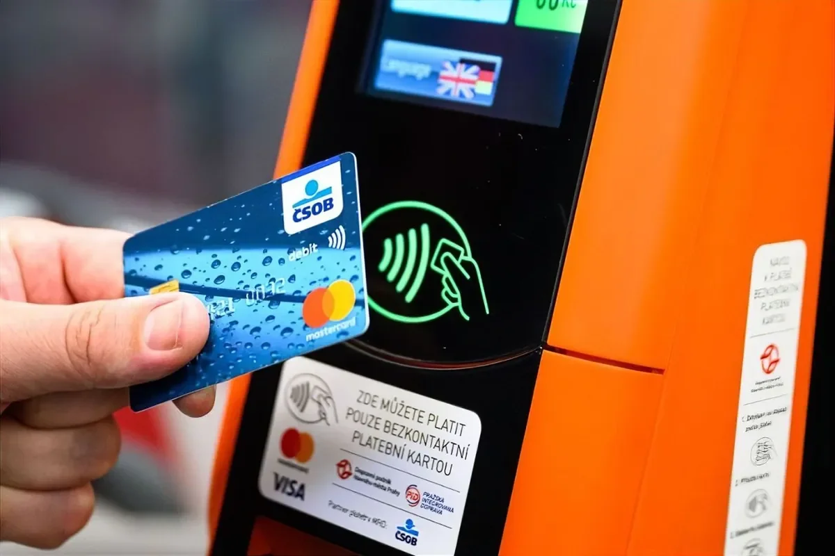 Prague City Council adopts new fares in public transport from 2026