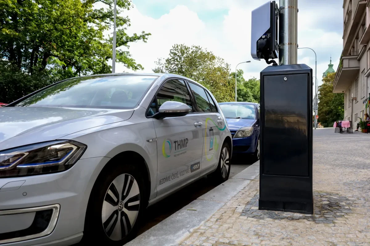 Prague Expands Charging Infrastructure: 50 New E-Charging Stations in Operation