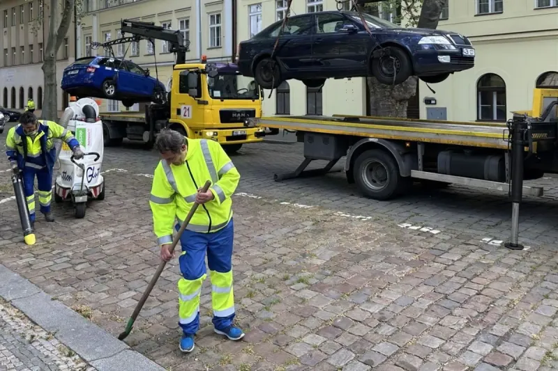 Prague Launches Autumn Phase of City Cleaning