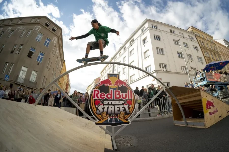 Red Bull Steep Street 2025: Santino Exenberger triumphs in Prague