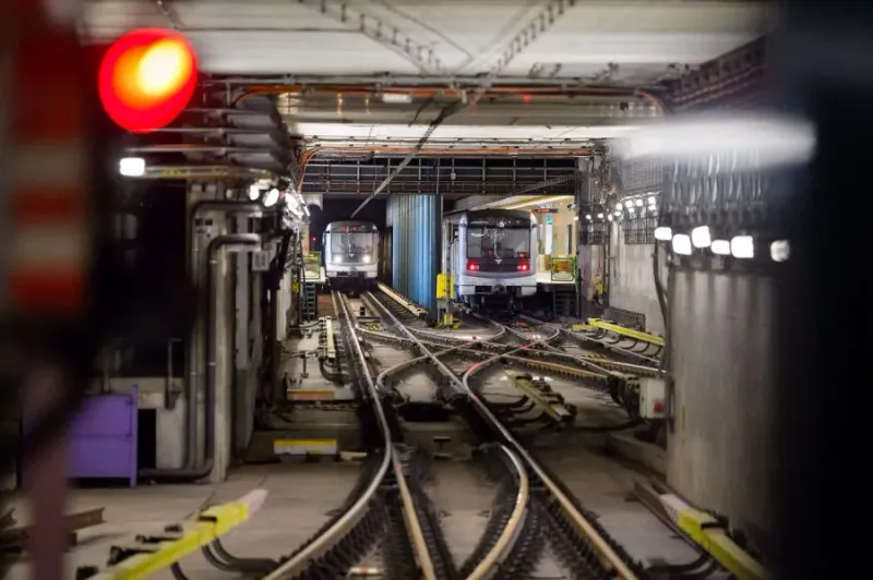 Restricted Metro Service on Line C: Wooden Sleepers Replaced at Florenc