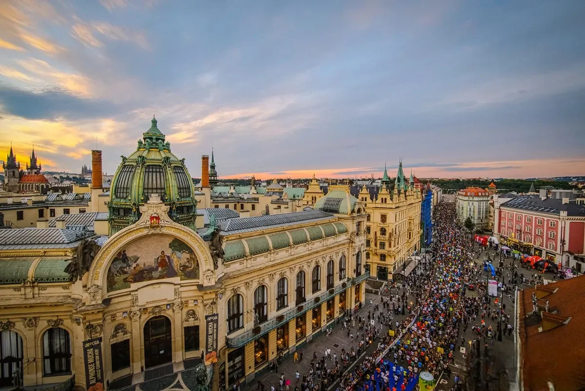 Running into the Night: Prague’s Birell Grand Prix 2024