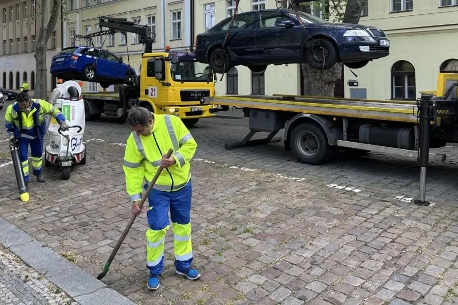 Spring Cleaning Begins in Prague: Street Cleaning Starts on 2 April 2025