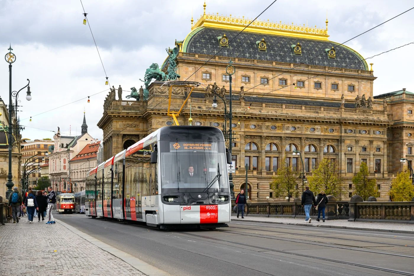 Dopravní podnik hl. m. Prahy