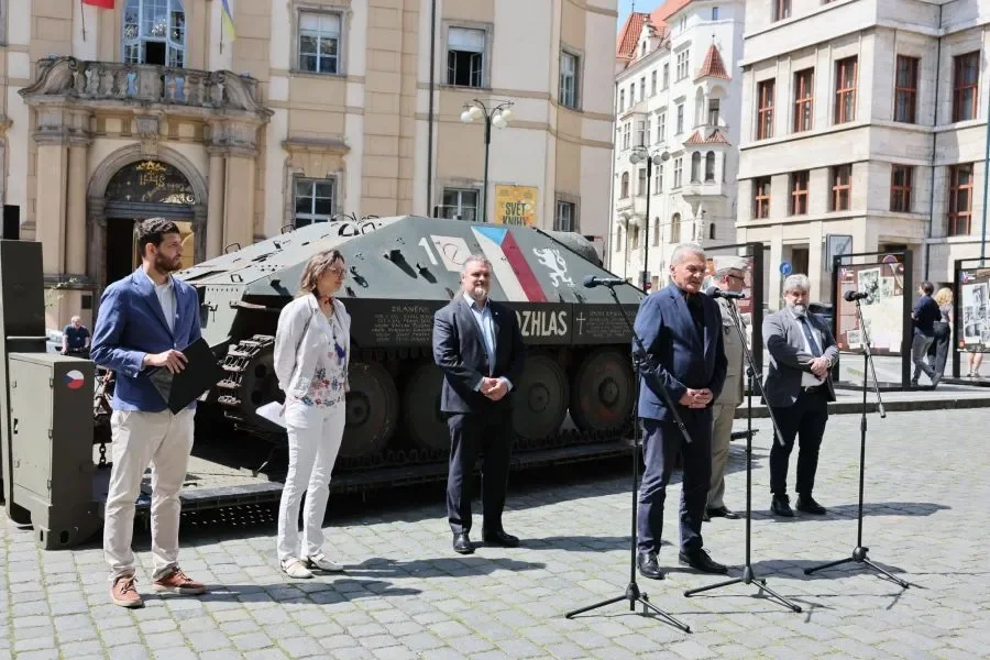 ‘V for Victory’ – Commemorating 80 Years Since the End of the War in Prague