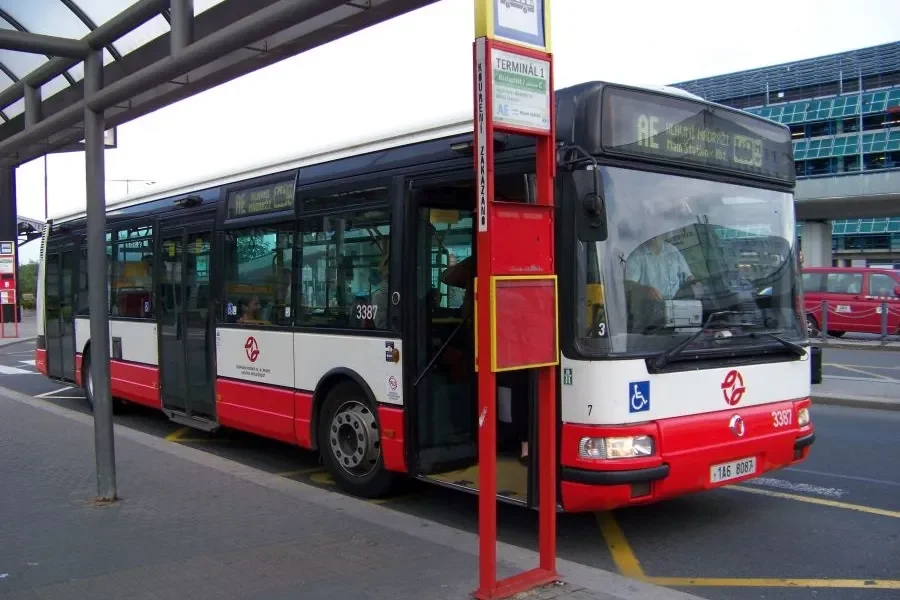 Václav Havel Airport: Temporary Relocation of the Bus Stop at Terminal 1