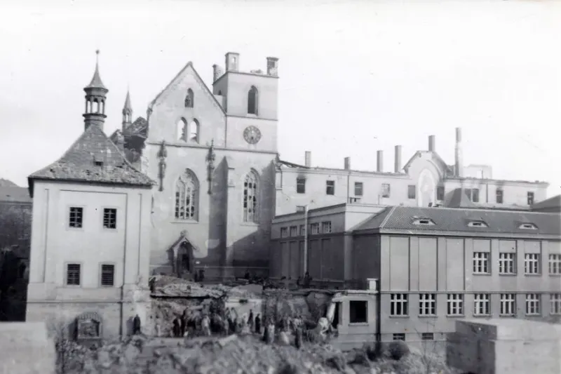 WWII: A Navigation Error Cost Around 700 Lives of Prague Residents 80 Years Ago